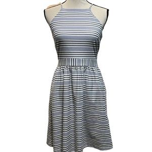 NWT - Banana Republic - Fit n Flare dress - Cute & Comfortable!